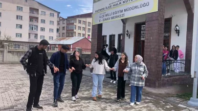Öğrenciler Hıdırellezi kutladı