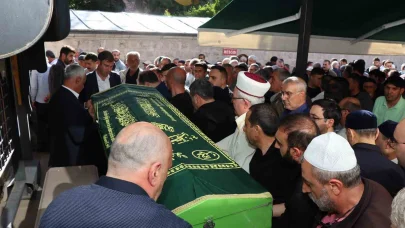 Oltu bir çınarına daha veda etti