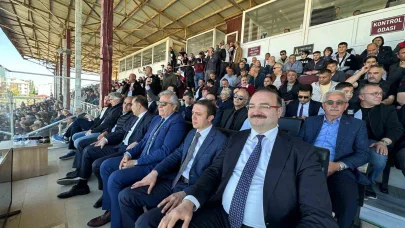 Rektör Hacımüftüoğlu, Erzurumspor’u yalnız bırakmadı