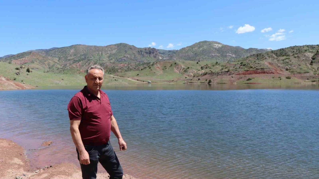 Erzurum'da sulama göleti taştı