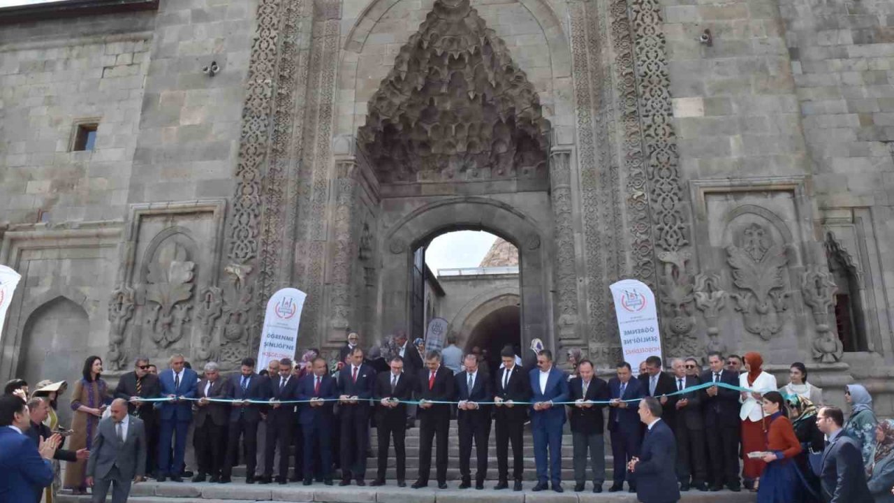 Hayat boyu öğrenme haftası etkinlikleri sürüyor