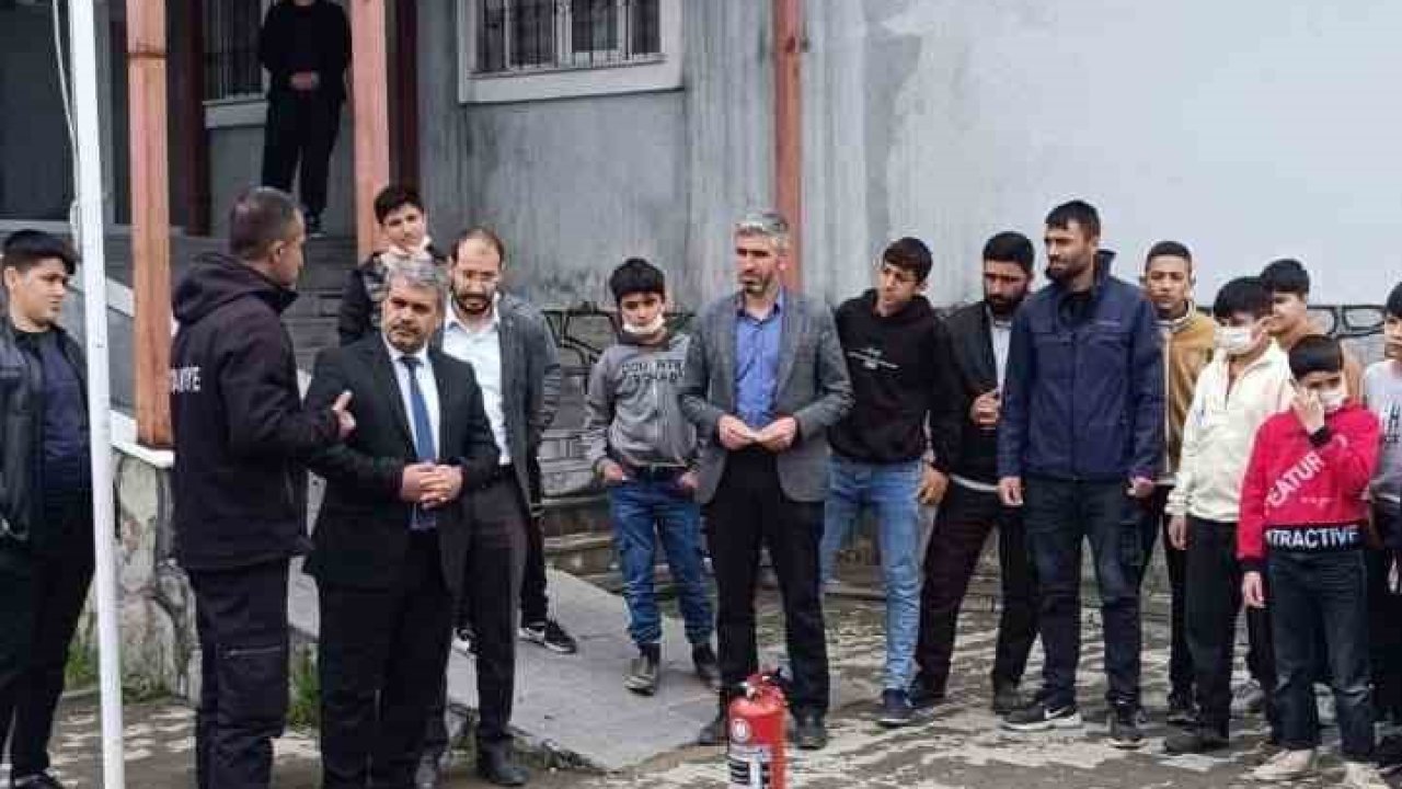 Kur’an kursunda yangın tatbikatı