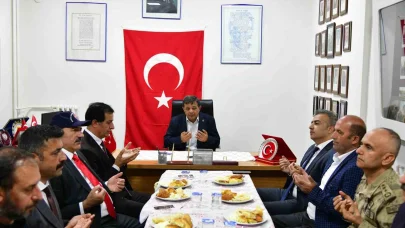 Vali Çiçek, mevlid programına katıldı