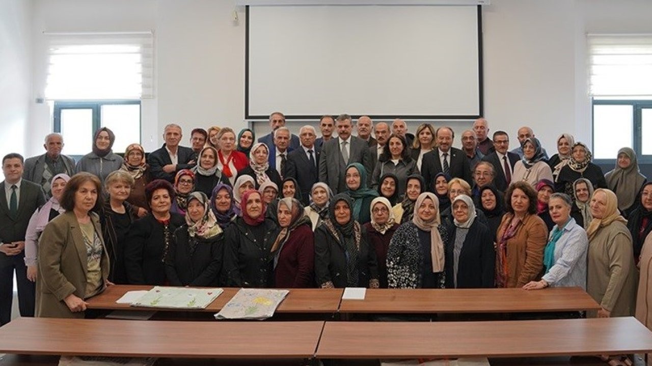 Vali Çiftçi, 60+ Tazelenme Üniversitesi öğrencileriyle bir araya geldi