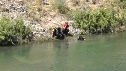 Kayıp gencin cesedi, baraj gölüne uçmuş araçta bulundu