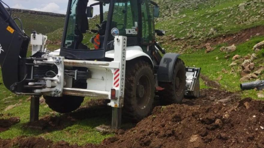 Tahrip edilen su şebekesi onarıldı