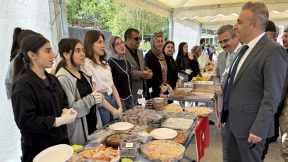 Öğrencilerden Gazze'ye destek kermesi