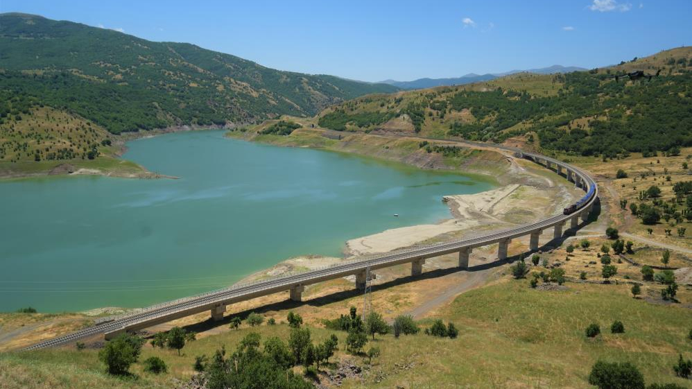 50 doğa tutkunu, Muş'un doğal güzelliklerini keşfe çıktı