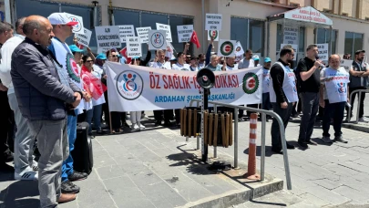 Öz Sağlık-İş Sendikası üyeleri taleplerini açıkladı
