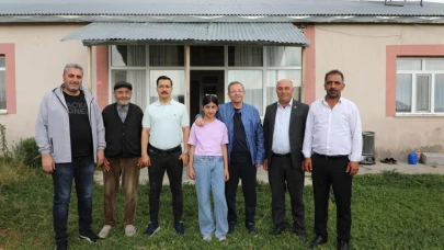 Vali Polat, Türkiye 2’ncisi olan öğrenciyi ziyaret etti