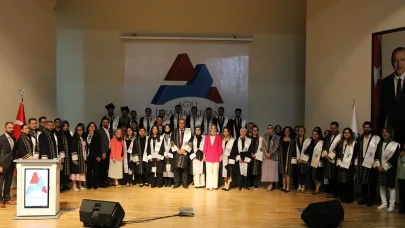 AİÇÜ Tıp Fakültesi’nde mezuniyet coşkusu