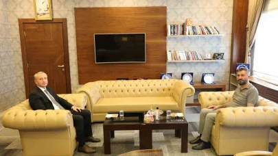 AK Parti Ağrı İl Başkanı Yıldız Milli Eğitim Müdürü Kökrek’i ziyaret etti