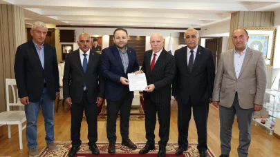 Başkan Sekmen’den Ardahan’a destek