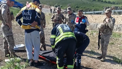 Erzurum'da bir araç dereye uçtu 3 kişi hayatını kaybetti