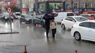 Erzurum’da sağanak yağış hayatı olumsuz etkiledi