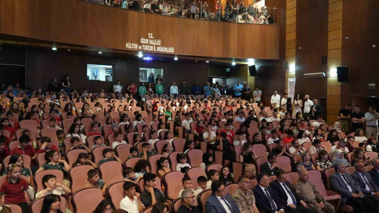 Iğdır’ın Yıldızlarına ödül töreni