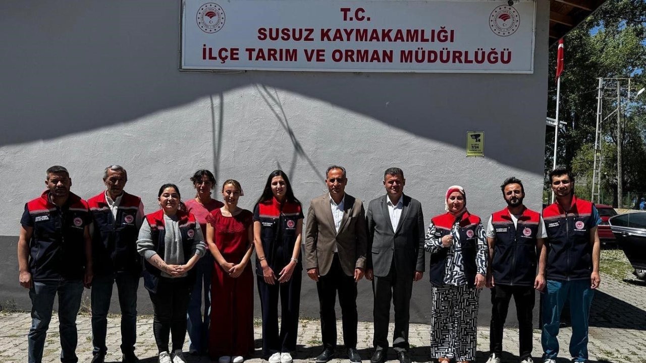 Müdür Aydın, Susuz'da tarımsal faaliyetleri inceledi