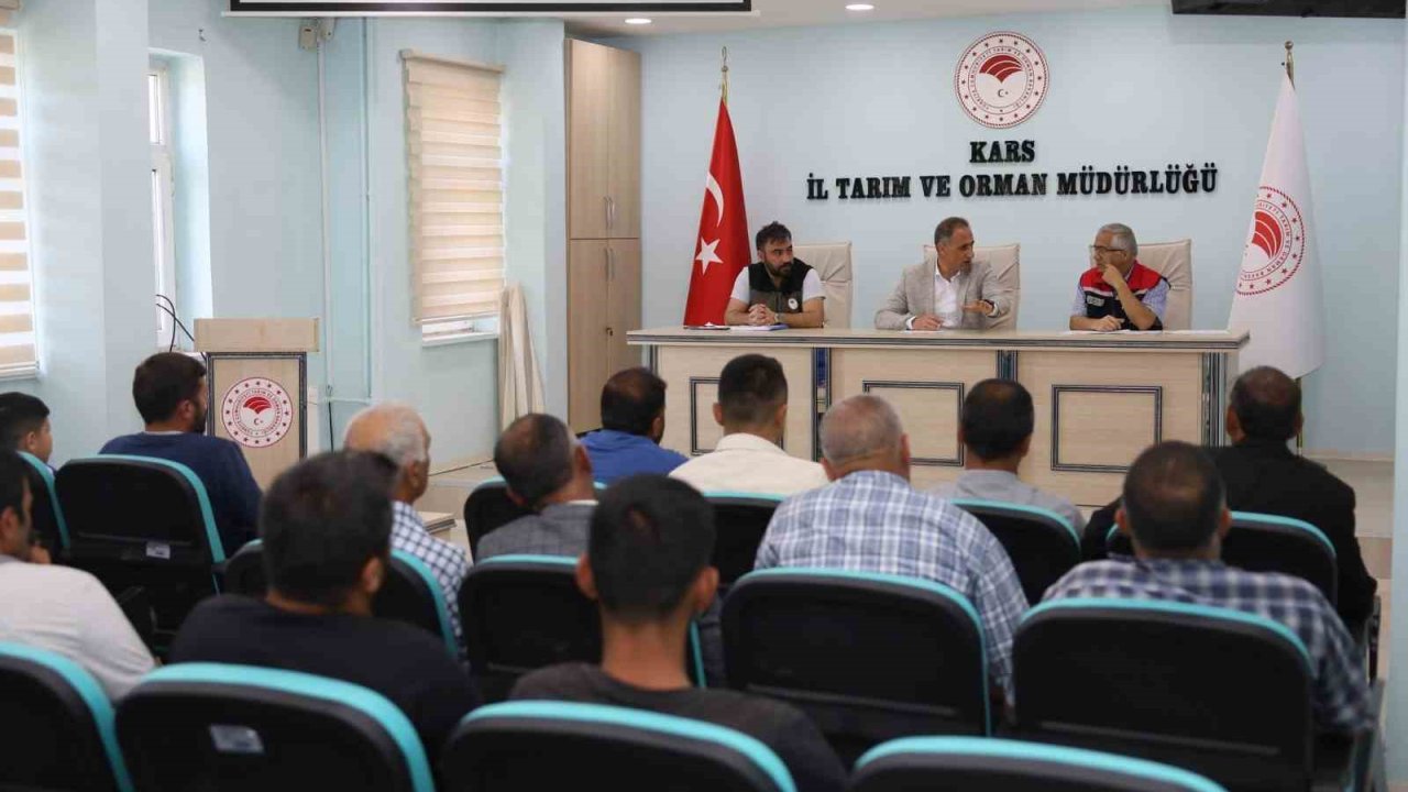 Kars’ta kalkınma yatırımları bilgilendirme toplantısı
