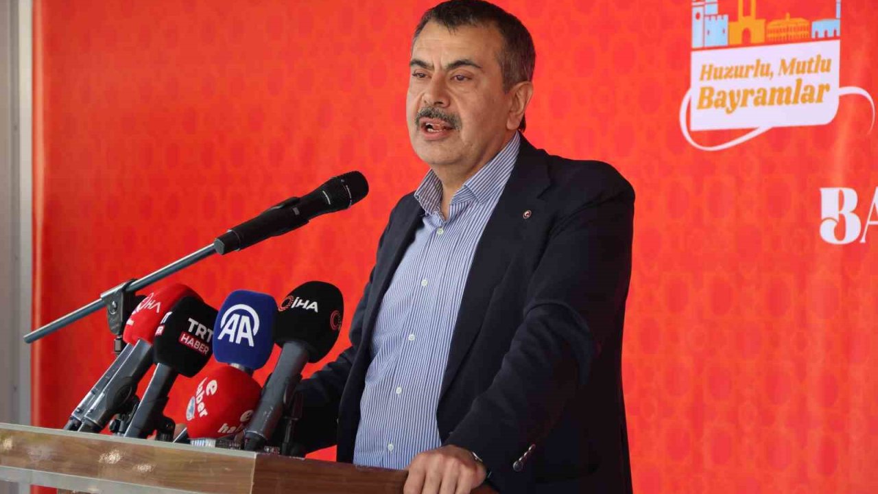 Bakan Tekin: "Özgür bir ülke oluşturduk"
