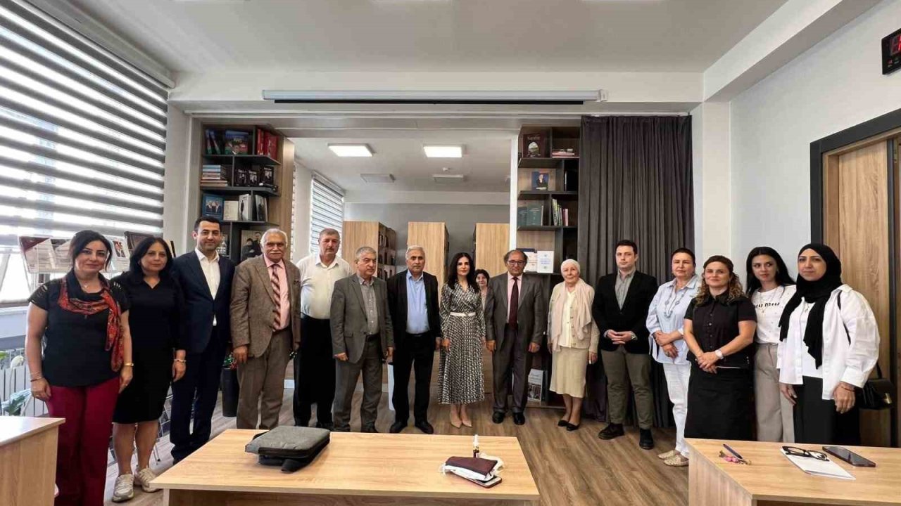 Prof. Dr. Nimet Yıldırım Bakü'de konferans verdi