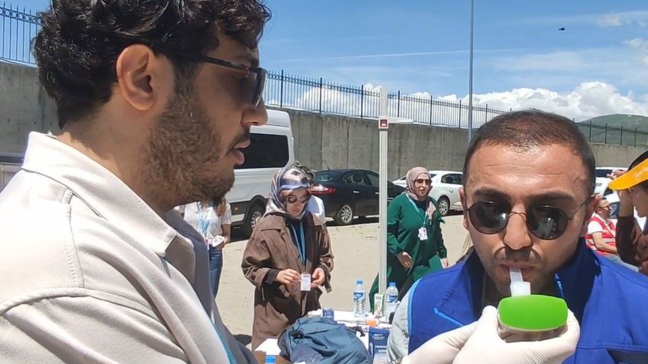 Ardahan'da sigara tiryakileri ikna ediliyor