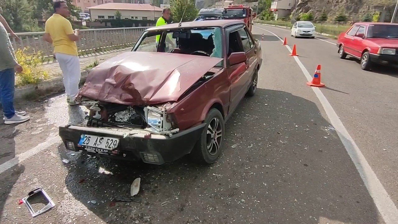 Tortum’da trafik kazası