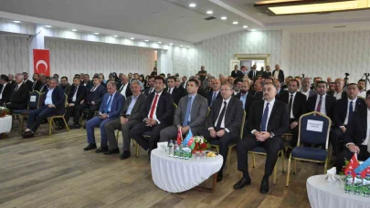 Türkiye-Azerbaycan iş adamları Kars’ta bir araya geldi