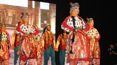 Devlet Konservatuvarı mezuniyet töreni büyük alkış aldı