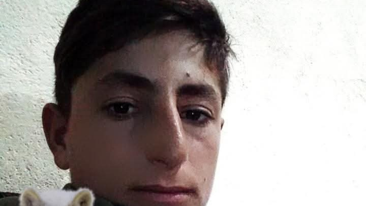 Traktörün kuyruk miline takılan genç, hayatını kaybetti
