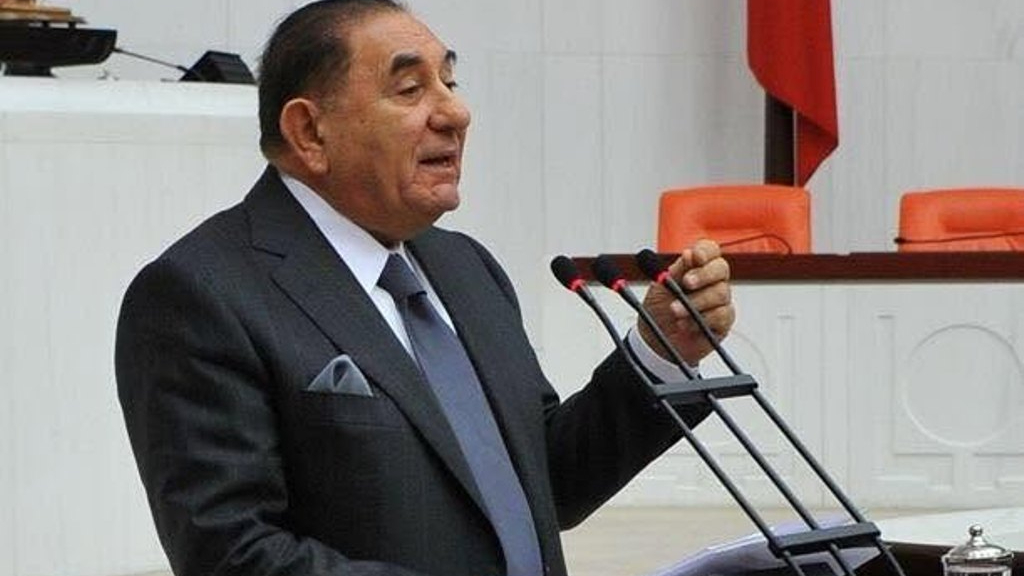 Esfender Korkmaz, CHP'lilerin dikkatine sundu