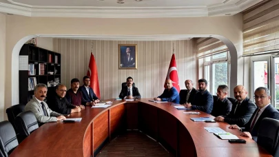 Kaymakam Tutal, okul müdürleri ile görüştü