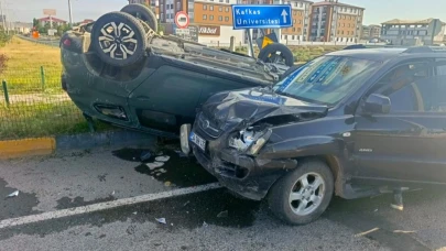 Kars’ta kavşakta trafik kazası