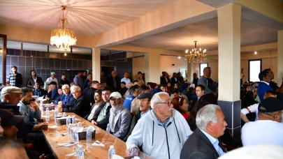 Ardahan cemevinde lokma idağıtıldı
