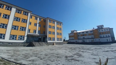 Sarıkamış Fen Lisesi öğrencilerini bekliyor