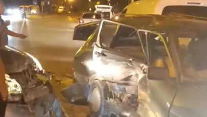 Üç aracın karıştığı kazanın kamera görüntüleri ortaya çıktı