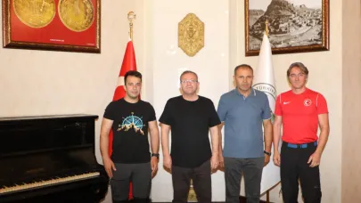 Kars’ta dağ kayağı sporu konuşuldu