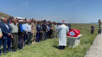 Kore gazisi Faik Alptekin, son yolculuğuna uğurlandı
