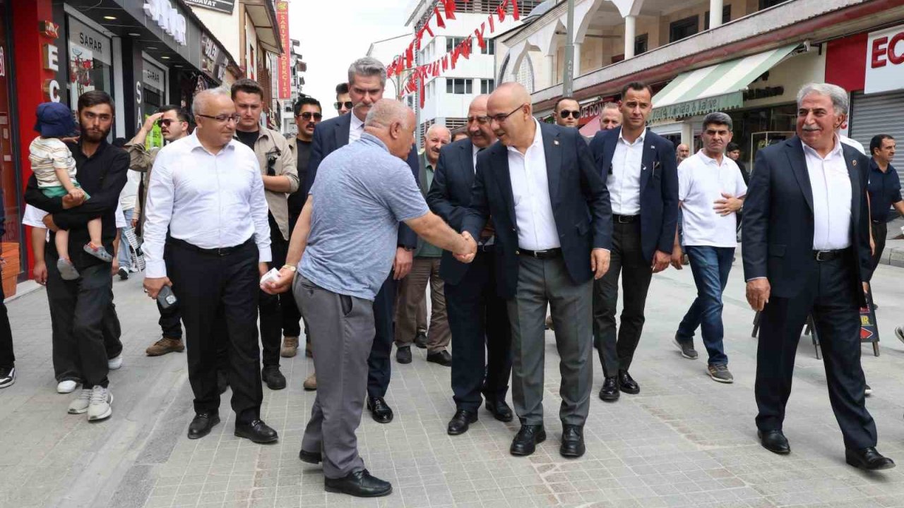 Vali Koç, Ağrı halkı ile bir araya geldi