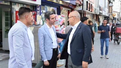 Ağrı Valisi Koç esnafı ziyaret etti, vatandaşların taleplerini dinledi