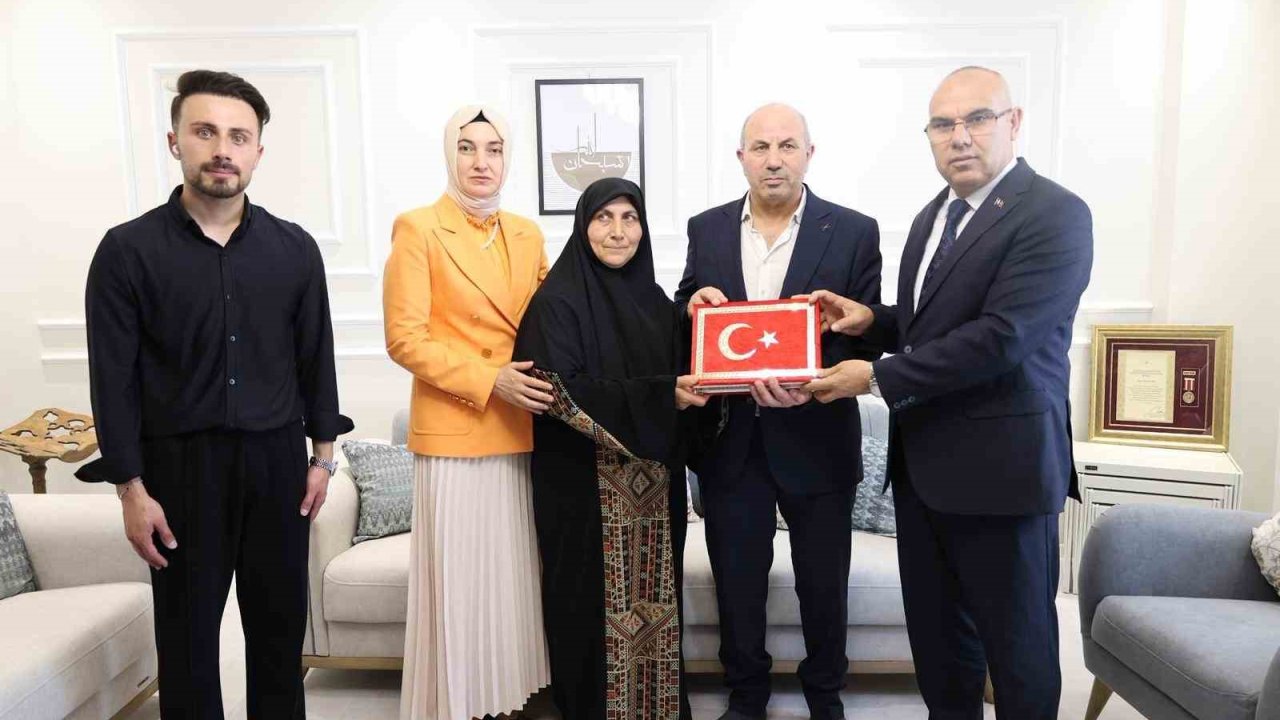 Vali Koç, 15 Temmuz gazisini ziyaret etti