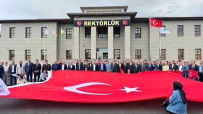 Ağrı’da "İmparatorluktan Cumhuriyete Türkiye’de Vesayet" konferansı