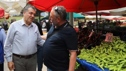 Başkan Demir, Semt pazarını ziyaret etti