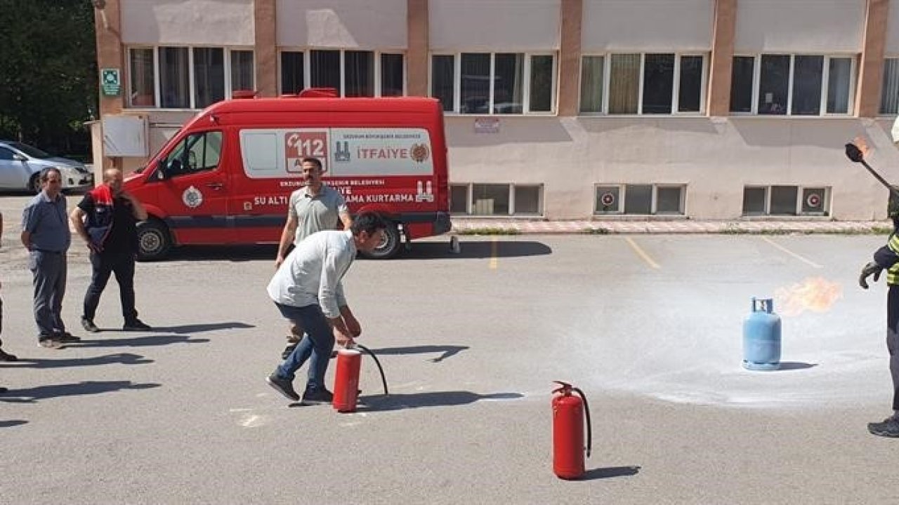 Erzurum'da çalışanlara yangın bilgilendirmesi