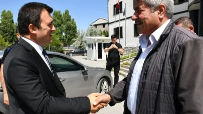 Kaymakam Burak Dertlioğlu, Belediye Başkanı Taşkın'ı ziyaret etti