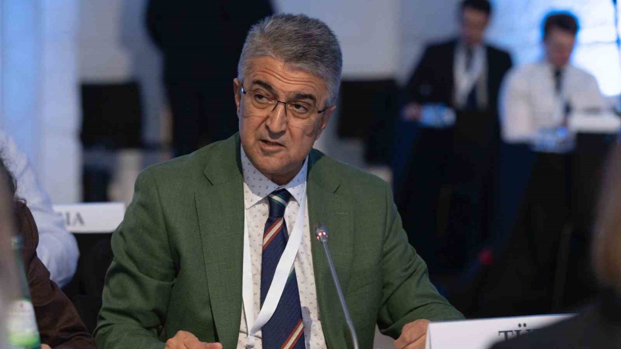 MHP Erzurum Milletvekili Aydın, Porto’ya gitti