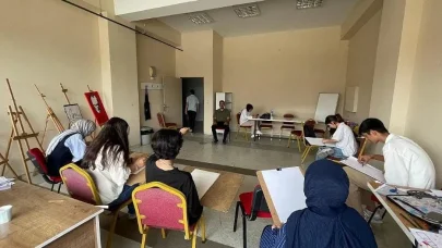 Patnos'ta resim kursuna yoğun ilgi