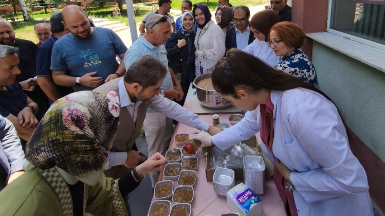 Teknik Meslek Yüksekokulundan Muharrem ayına özel aşure ikramı
