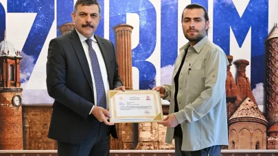 Vali Çiftçi’den vefa örneği