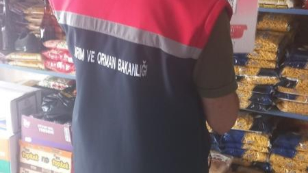 Gıda satışı yapan işletmelerde denetimler sürüyor