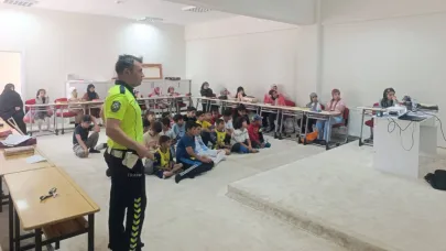 Yaz Kur'an kursu öğrencilerine trafik eğitimi verildi